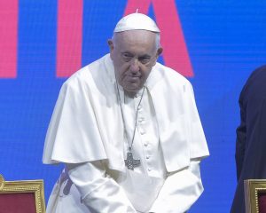 Il Papa a Marsiglia “Soccorrere chi è in mare è un dovere di civiltà”