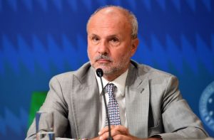 Covid, Schillaci “Serve tranquillità, priorità è proteggere i fragili”