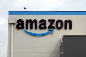 Lavoro, Adecco ricerca operatori di magazzino per Amazon in 4 regioni