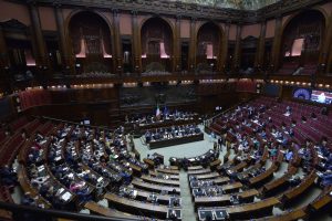 Via libera dal Parlamento allo scostamento di bilancio