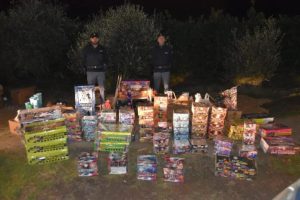 Palestrina, “pizzicato” con 130 chili di botti illegali: denunciato 57enne