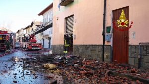 Piemonte, incendio a Mathi. Madre e tre figli scappano in tempo