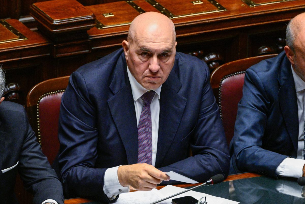 1^ riunione con il Ministro della Difesa on. Crosetto e col