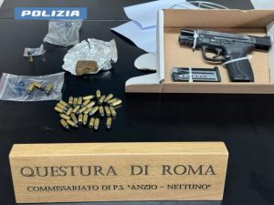 Nettuno, spara nella notte a cartello stradale: arrestato 23enne