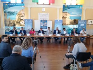 Amministrative a Civitavecchia, i sei candidati a confronto con la Confcommercio