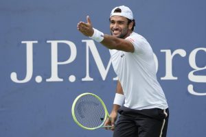 ATP 250 Stoccarda, intramontabile Berrettini: distrutto Musetti nel derby azzurro, domani finale