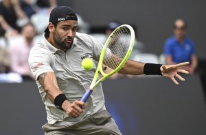 Berrettini, 50° sull’erba a gonfie vele: perfetto debutto d’Halle, fuori Michelsen, domani Giron