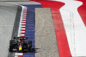 Verstappen in pole nella sprint d’Austria, 5^ Sainz