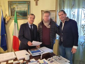Santa Marinella – Il Prefetto costringe Mencarelli a lasciare l’incarico in Comune, per lui un assessorato con Piendibene?