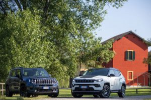 Jeep rinnova le due “icone” Renegade e Compass