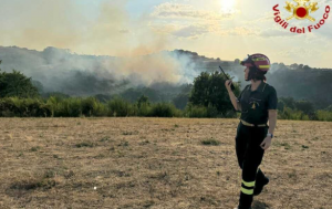 Incendio a Magliano Romano, vanno in fumo quaranta ettari di bosco