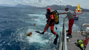 Naufragio nel Palermitano, si cercano i dispersi