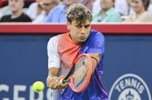 ATP Cincinnati, troppo Hurkacz: Cobolli saluta ai suoi storici ottavi. Oggi Sinner