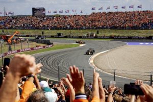 Norris vince in Olanda davanti a Verstappen e Leclerc