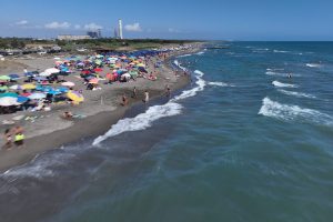 Crisi del turismo balneare nel litorale Nord del Lazio. Un’estate difficile per Pescia Romana, Montalto Marina, Tarquinia, Santa Marinella e Santa Severa