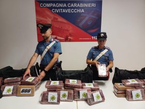 Civitavecchia – Fermati mentre uscivano dal porto con 50kg di cocaina