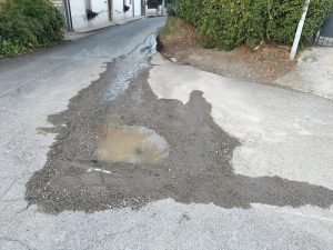 Grotte S. Stefano (VT) – Il consigliere Micci (FI): “Cittadini segnalano perdita d’acqua da 10 giorni, Comune irreperibile”