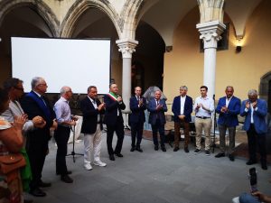 Tarquinia – DiVino Etrusco regge nonostante “Cetto la qualunque”