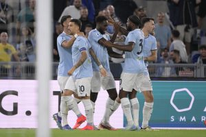 Lazio in linea, marcia giusta: 2-1 al Verona, Baroni in scia delle grandi