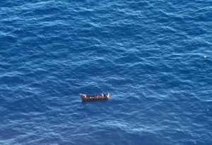 Naufragio di migranti a Lampedusa, tra i dispersi anche bambini