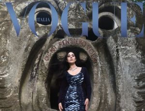 Bomarzo – Per i suoi 60 anni Monica Bellucci al Sacro Bosco sulla copertina di Vogue