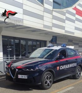 Viterbo – Acquistano a rate con documenti falsi, pregiudicati fermati dai carabinieri