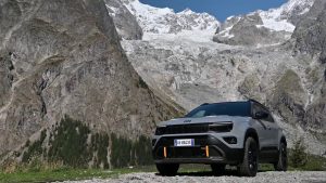 4xe e The North Face Edition, nuove sfide per la Jeep Avenger