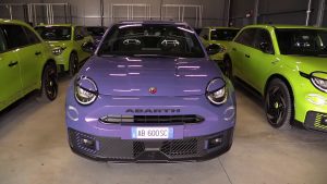 Abarth 600e, lo scorpione più potente di sempre è elettrico