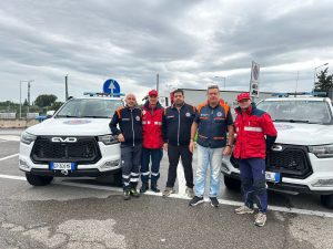 Una squadra di ricognizione della Protezione Civile della Regione Lazio in viaggio verso Lugo di Romagna