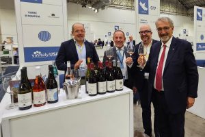 Una cantina di Acquapendente e una di Montefiascone al Vinitaly.USA (FOTO)