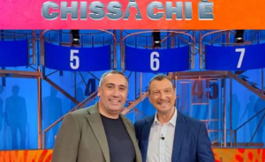 Sorpresa in tv: a “Chissà chi è” c’è il civitavecchiese Luca Landini