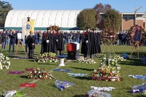 Treviso – Funerali di Amar Kudin, il dolore della sorella: È un momento duro per tutti noi”