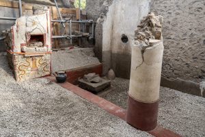 Pompei regala ancora meraviglie, riemerge la Casa di Fedra (FOTO)