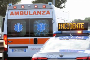 Ceprano – Scontro frontale tra due auto su via Casilina, un morto e una 21enne ferita