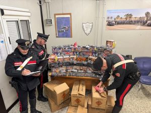 Civitavecchia – Trovati con 120 chili di fuochi d’artificio illegali, denunciati padre e figlio