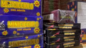 Bologna, sequestrati 100mila fuochi d’artificio illegali