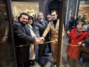 Viterbo – Bellocchio Arredamenti, bagno di folla per l’inaugurazione su Corso Italia