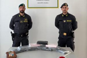 Sul traghetto Civitavecchia-Olbia con 11 chili di cocaina, arrestato 22enne serbo