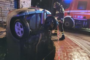 Salerno – Auto precipita nel vuoto, morto giovane di 34 anni (FOTO)