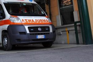 Caprarola – Brutto incidente sulla Cimina, un’auto cappotta