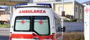 Santa Marinella – Accusa un malore, cade dal motorino e muore