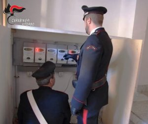 Sorpreso a rubare energia elettrica, in manette cinquantunenne di Faleria