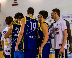 Pallacanestro – Trasferta da dimenticare per la WeCom-Ortoetruria, all’Aquila finisce 91-65