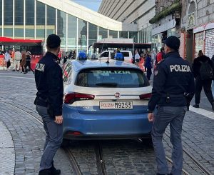 Roma – Marocchino “rapinatore seriale” di Termini incastrato dalla polizia, ma era già stato arrestato a novembre