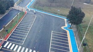 Frosinone – Mini “chicane” sulla pista ciclabile, ma è per salvare la vita a un albero