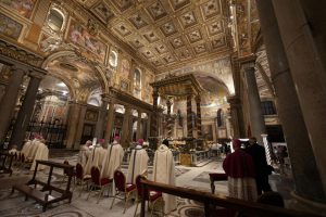 Roma – Aperta la Porta Santa della basilica di Santa Maria Maggiore, la chiesa più antica dell’Occidente